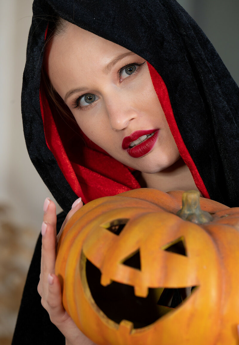 Дашенька, 23 года, 0 размер груди